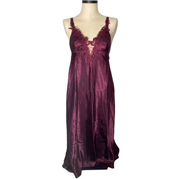 Flora Large Dark Wine Raspberry Nightgown Sexy Satin Lacy Large Hi Low - Picture 1 of 9